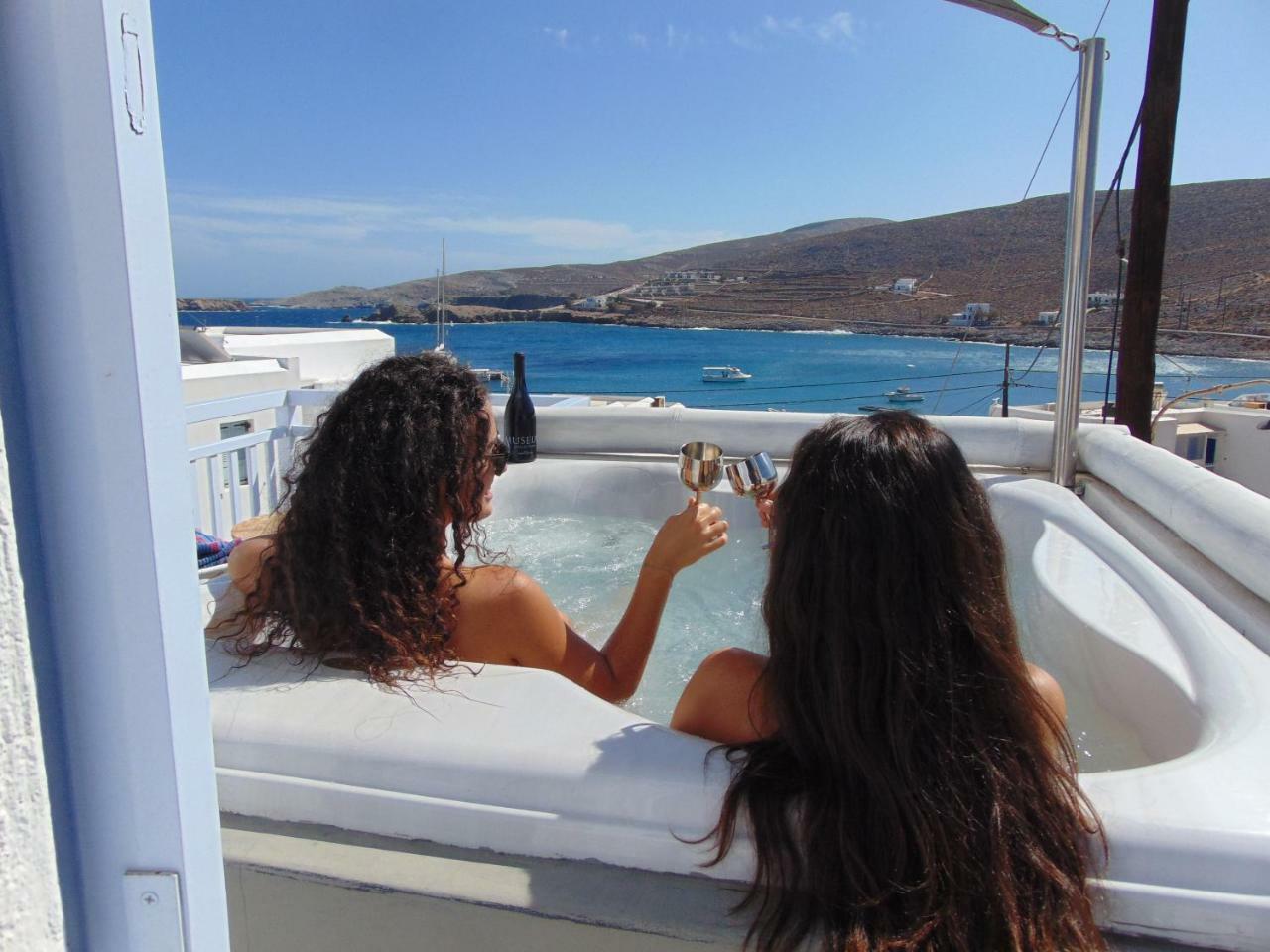 شقة Amo Folegandros كارافوستاسيس المظهر الخارجي الصورة